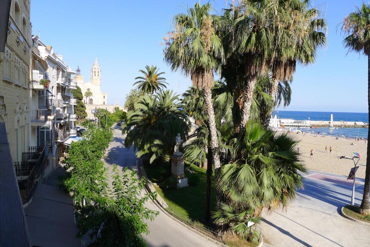 Fragata Beach Seaview Sitges Extérieur photo