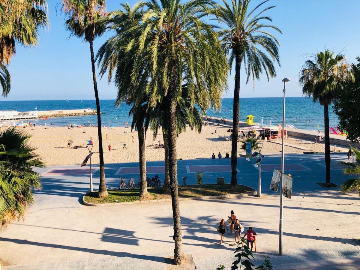 Fragata Beach Seaview Sitges Extérieur photo